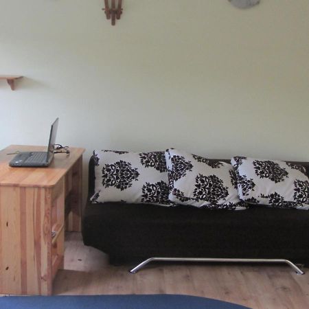 Spacious Holiday Home In Stara Kamienica With Pond Bagian luar foto