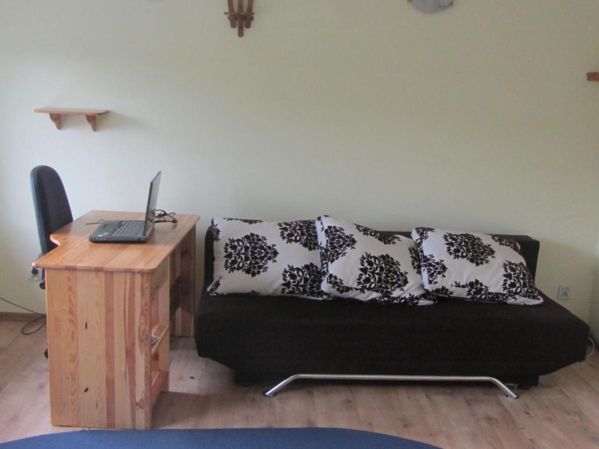 Spacious Holiday Home In Stara Kamienica With Pond Bagian luar foto
